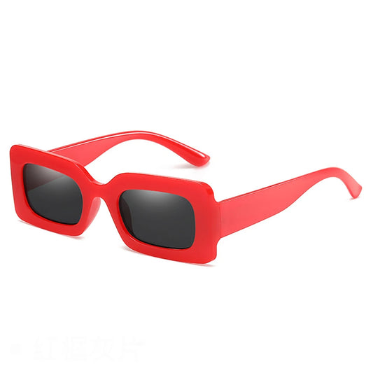 Les lunettes de soirée en forme rectangulaire monture large rouge